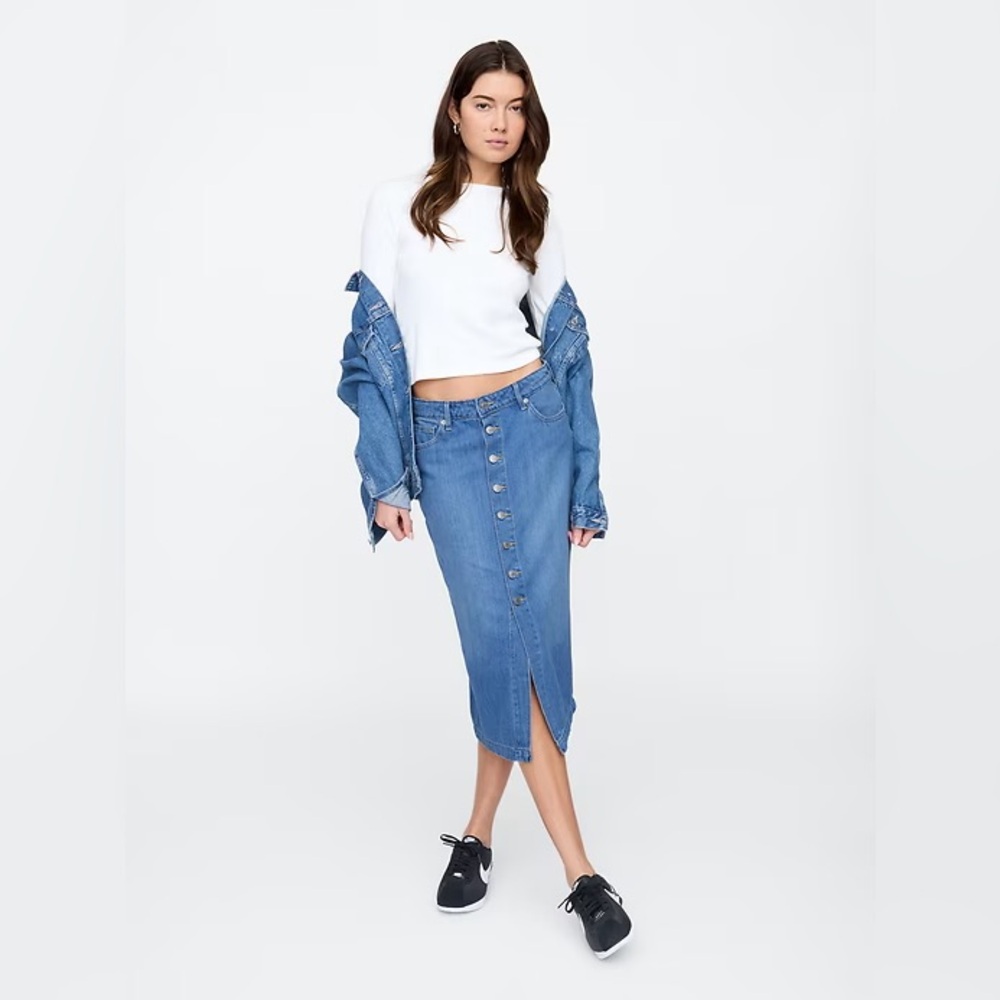 GAP | SuperSoft Denim Button-Front Midi Skirt | 2/26